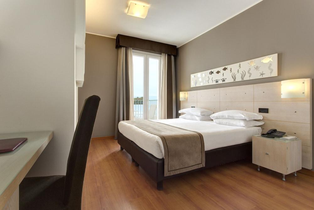 Victoria Frontemare Beach & Spa Hotel Jesolo Экстерьер фото